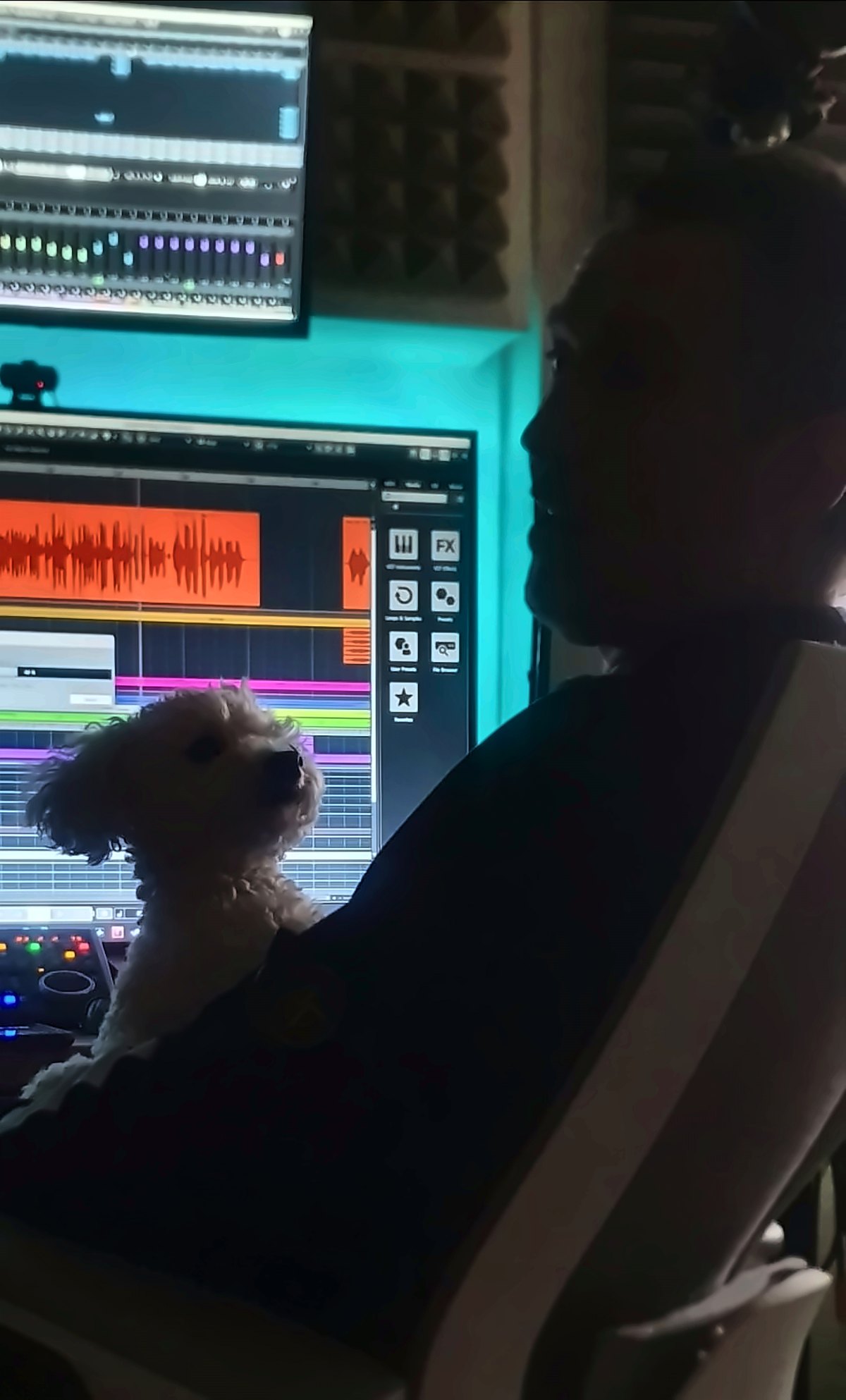 Benn Willis producing at the Melody Matters studio desk